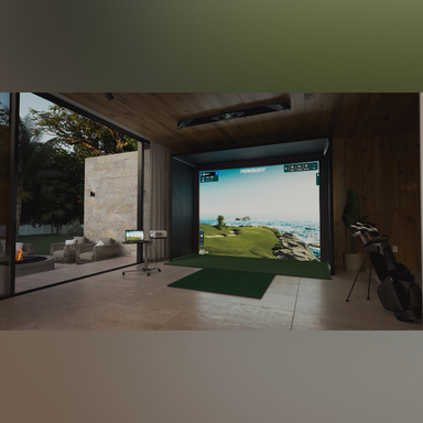 Golf simulator gehele set-up van Foresightsports met een GC Hawk in de veranda van een huis. 