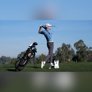 ForesightSports QuadMax Launch Monintor swing lifestyle foto