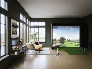Golfsimulator voor thuis set up in de woonkamer