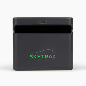 SkyTrak Max Launch Monitor vooraanzicht witte achtergrond